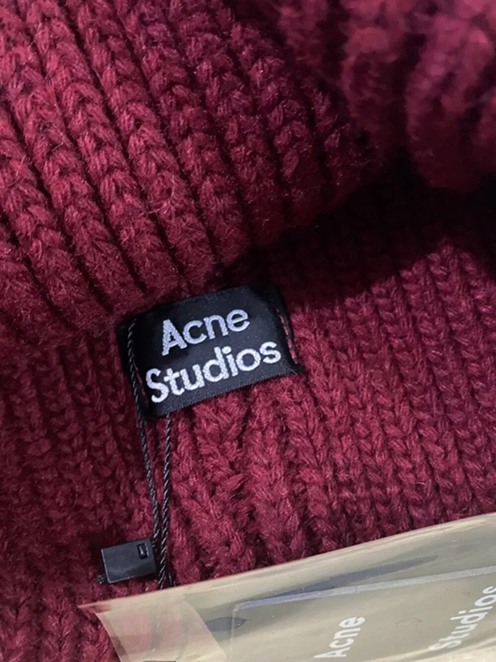 Acne Studios Burgundy Unisex Knit Hat - Picture 4 of 7